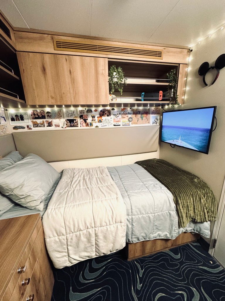Officer shared bathroom Cabin onboard a Disney Cruise Ship