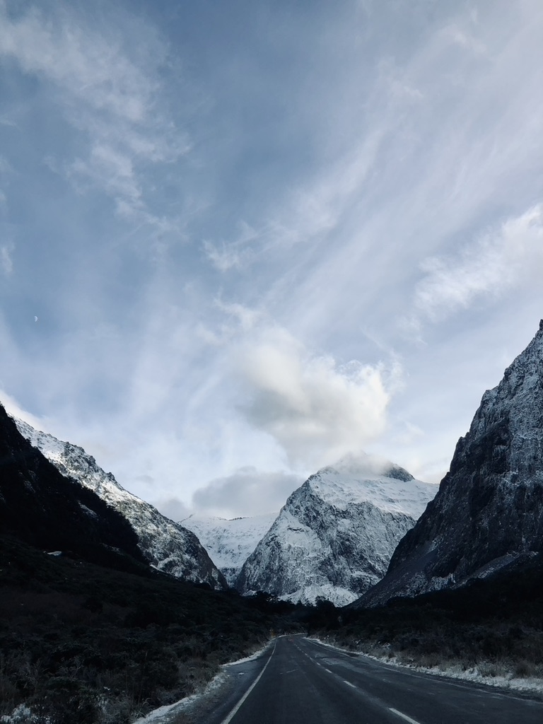 Snow capped mountains on the drive to Milford Sound in New Zealand