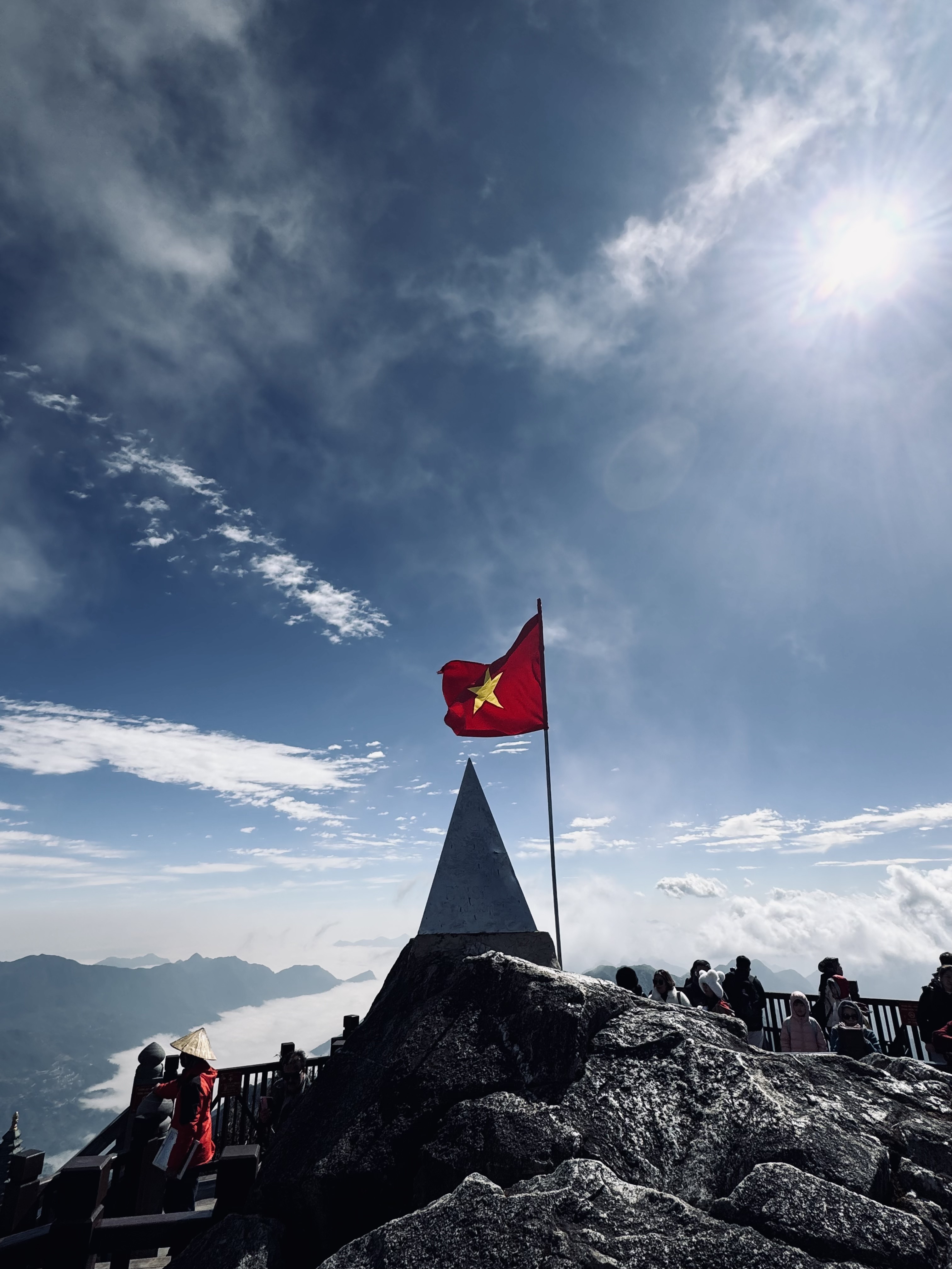 A Complete Guide to Visiting Fansipan Mountain in Sapa, Vietnam